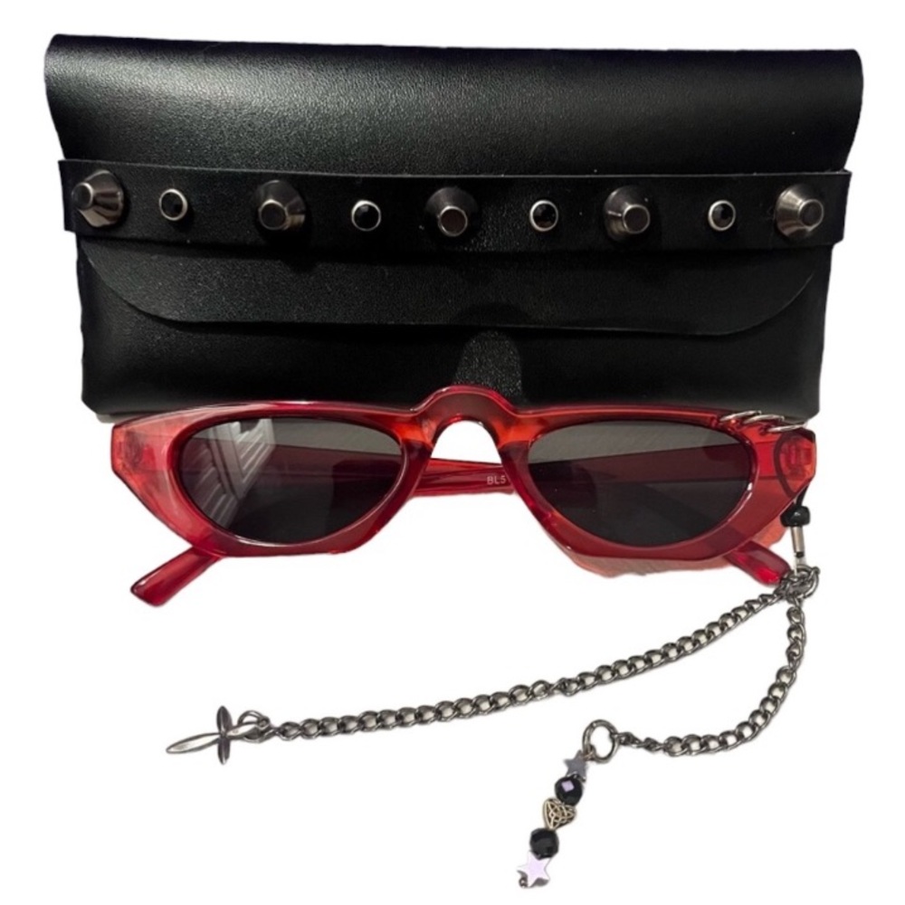Red frame sunglasses black shades with piercings deco dangly chain + pouch